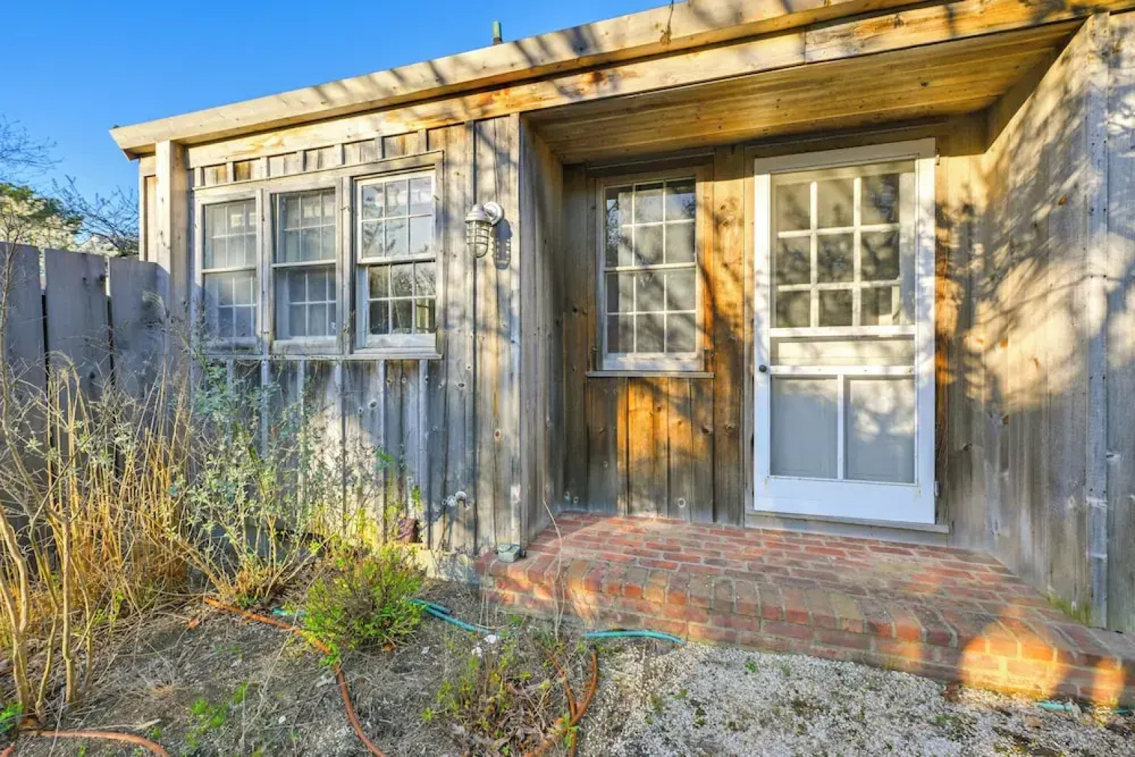 Walk to Amagansett Beach: Cottage w/ Deck!