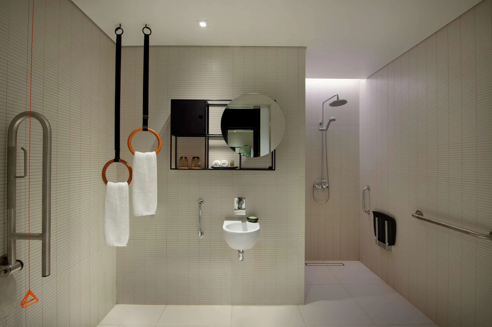 Canopy by Hilton Dubai Al Seef