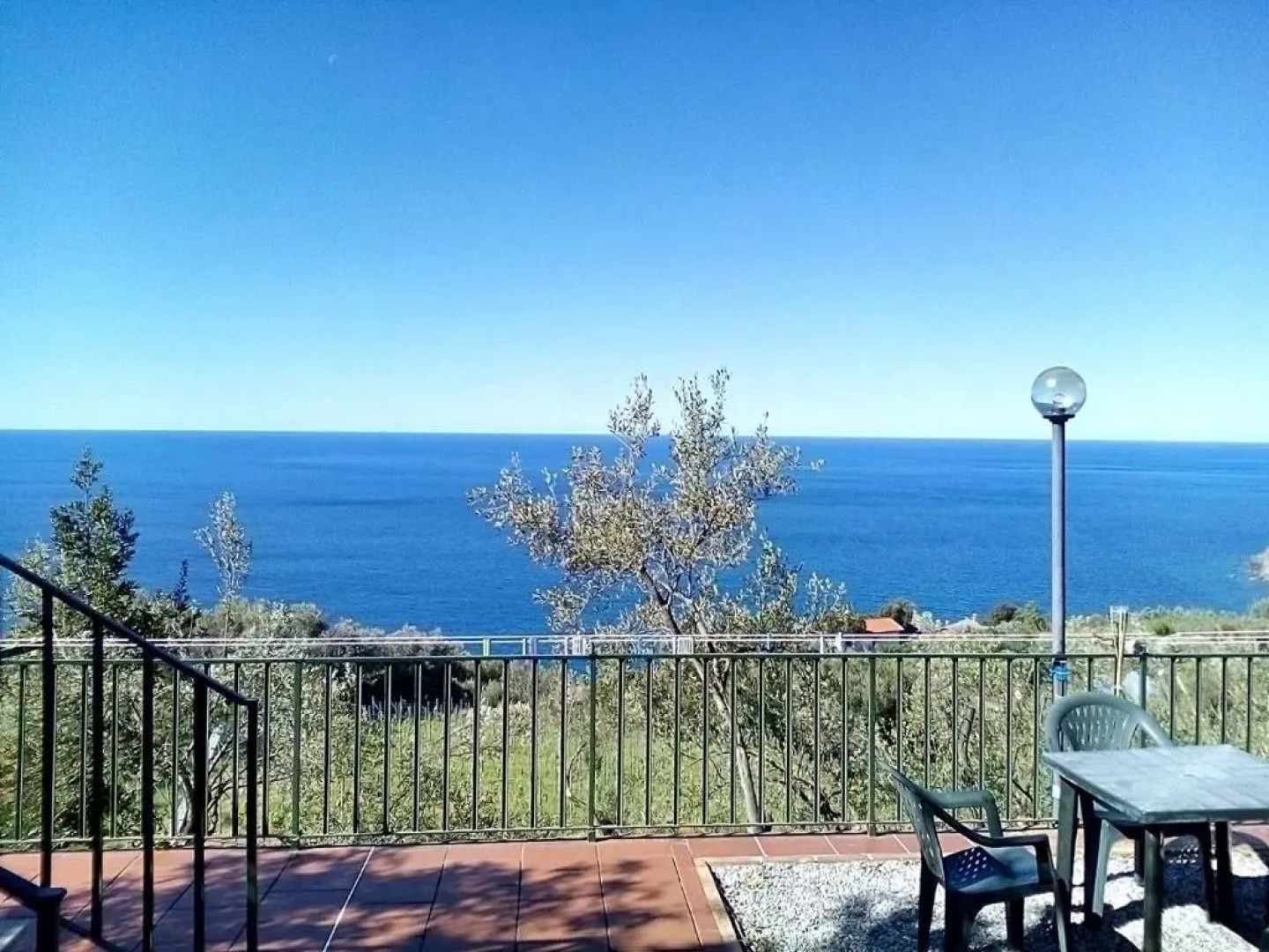 Perla del Levante Hostel