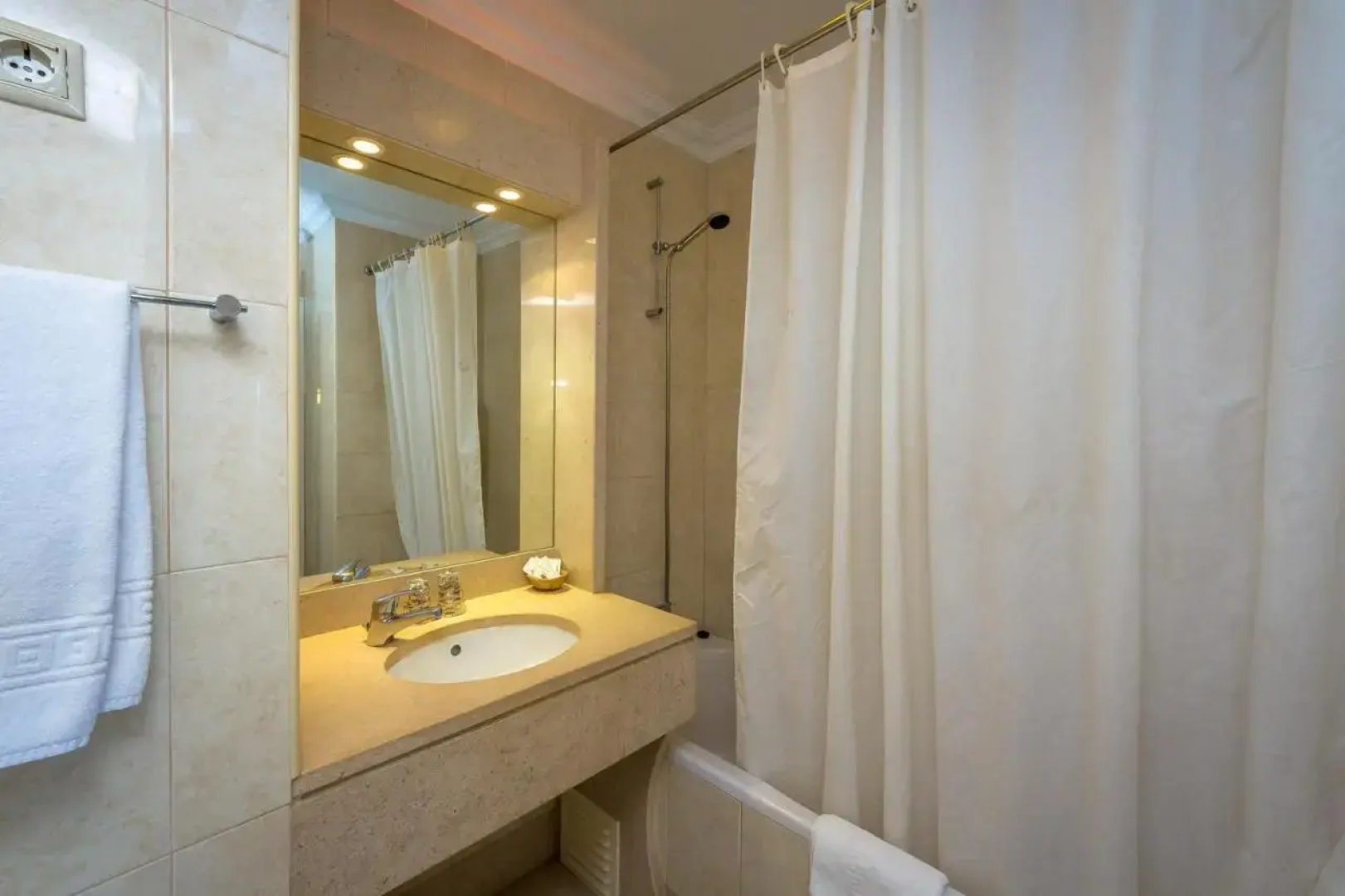 Hotel Atismar