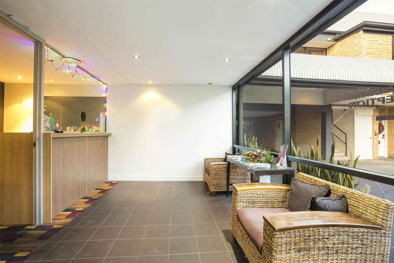 Nightcap at Kawana Waters Hotel