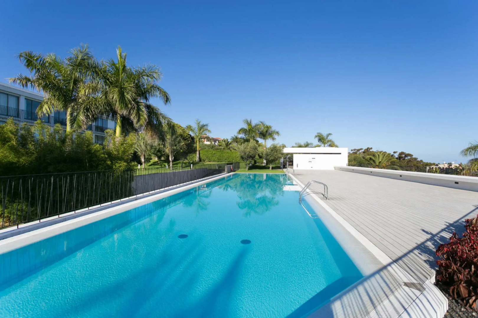 Avant-garde design apartment overlooking the Teide