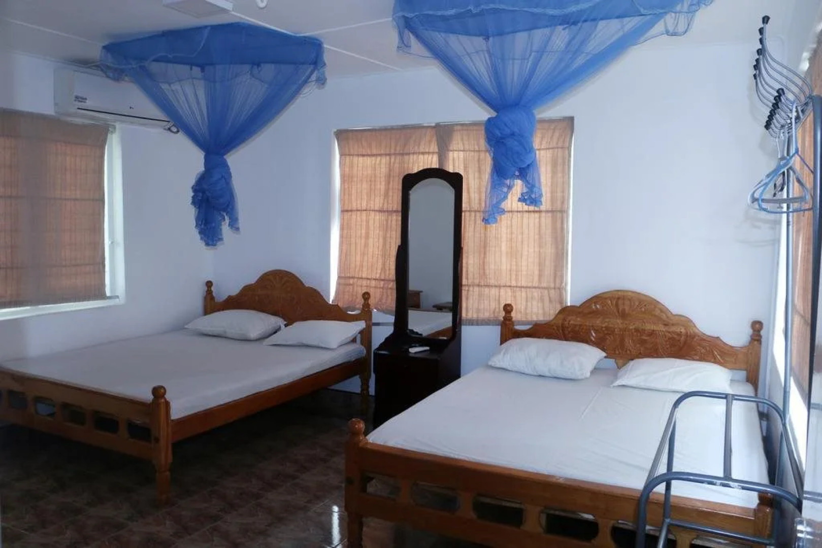 Vista Rooms Orrs Hill Road