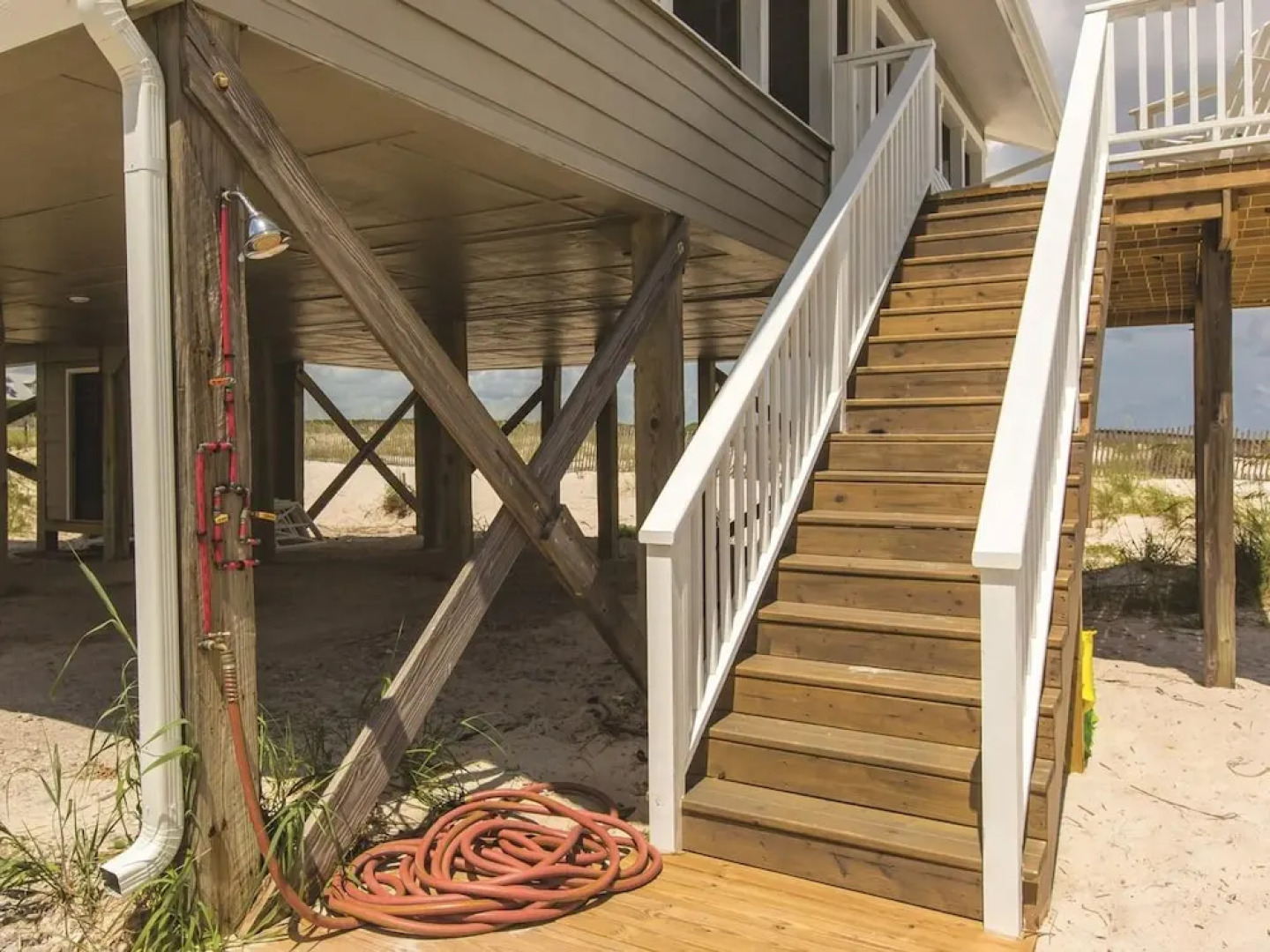 Aunt Pattie's Cottage by Youngs Suncoast