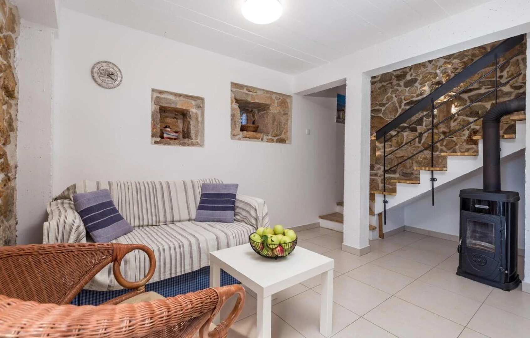 Beautiful Home in Brzac With Wifi and 2 Bedrooms