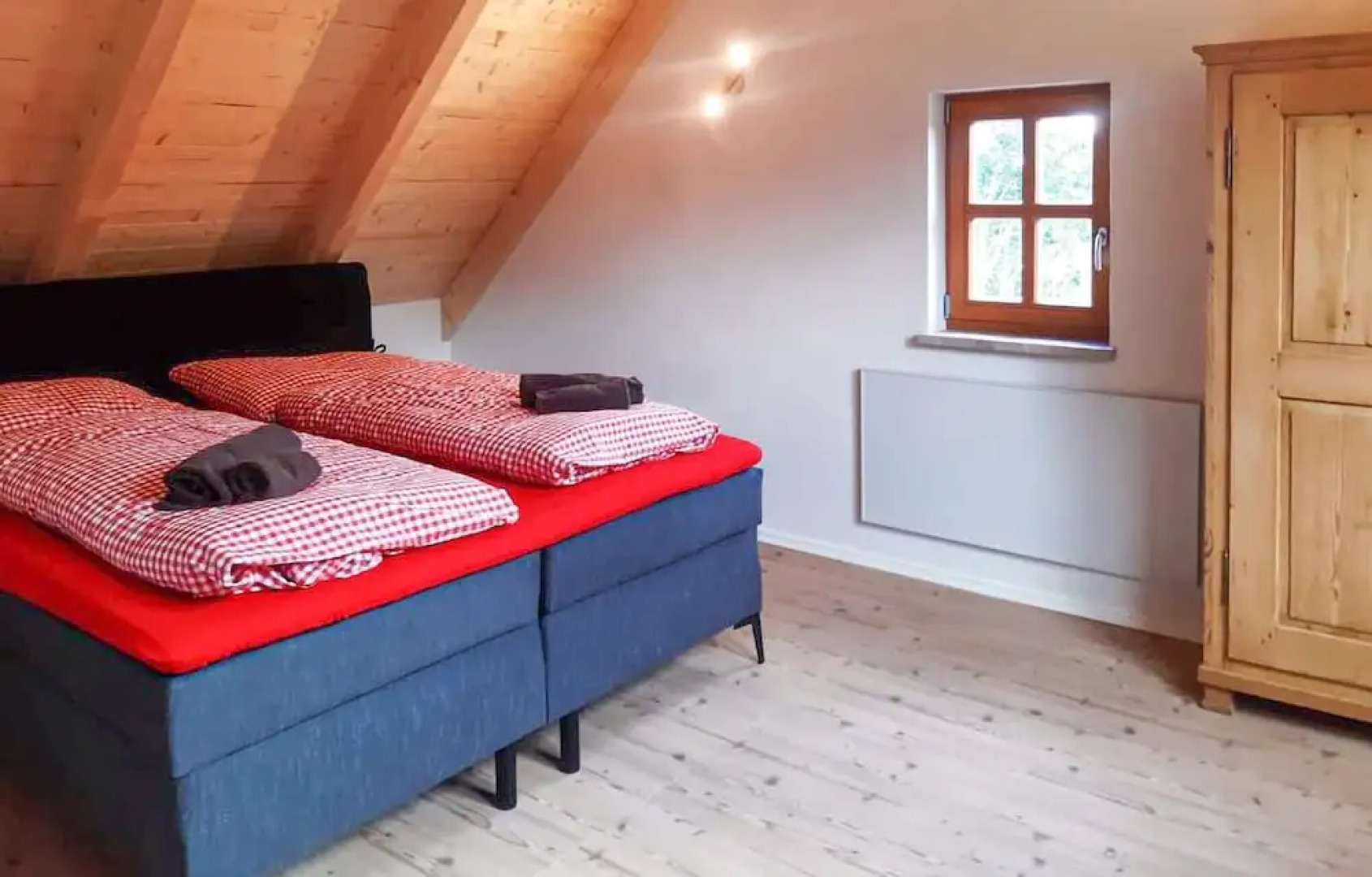 Beautiful Home in Glasing With 2 Bedrooms and Wifi