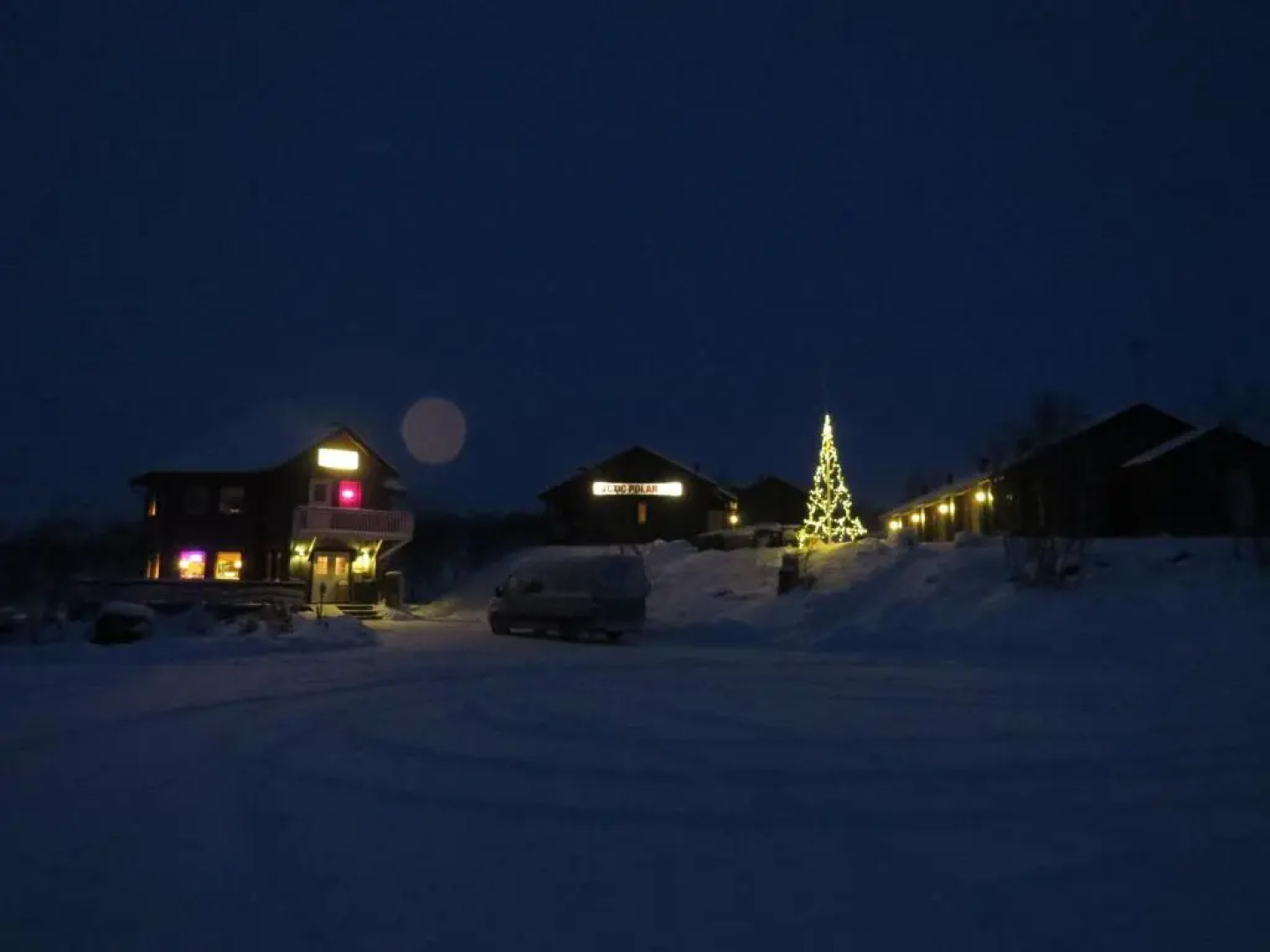 ArcticPolar Holiday Village