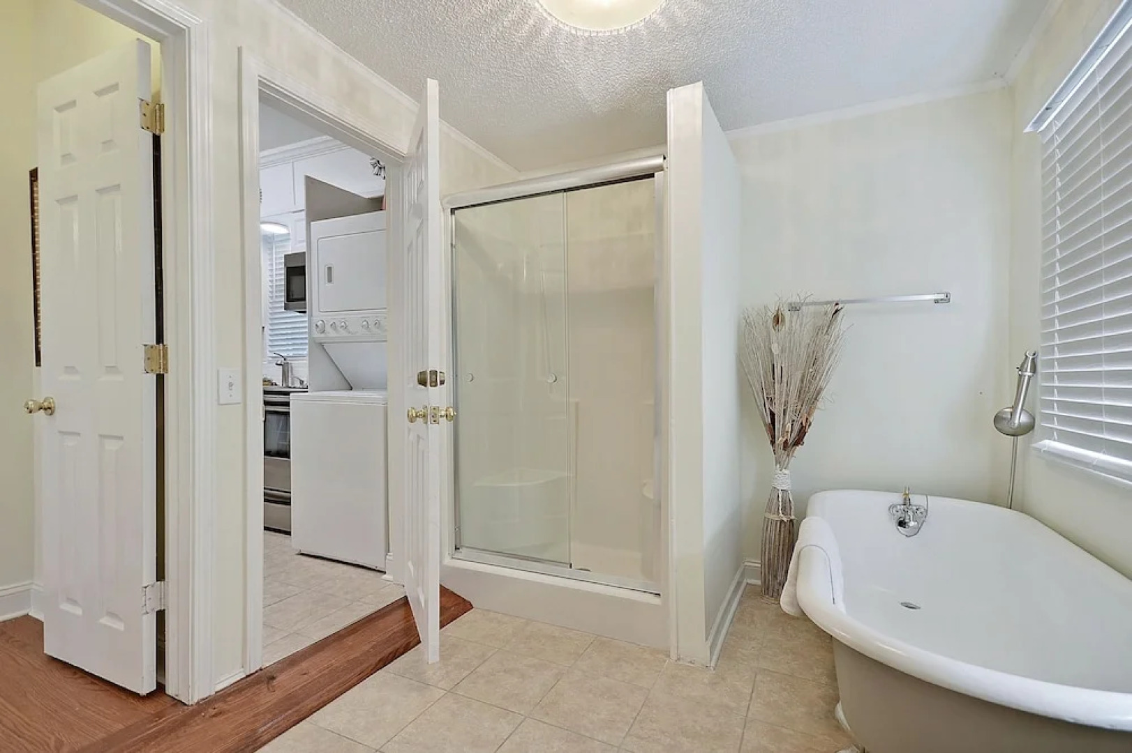 New Listing! Historic In Downtown Charleston 5 Bedroom Home