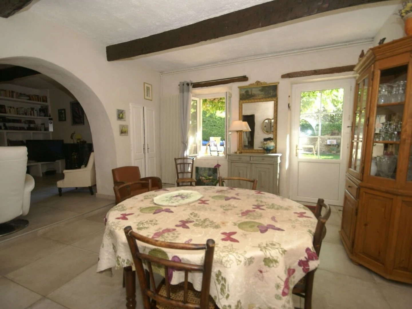 Quaint Holiday Home With Private Pool in Piolenc France