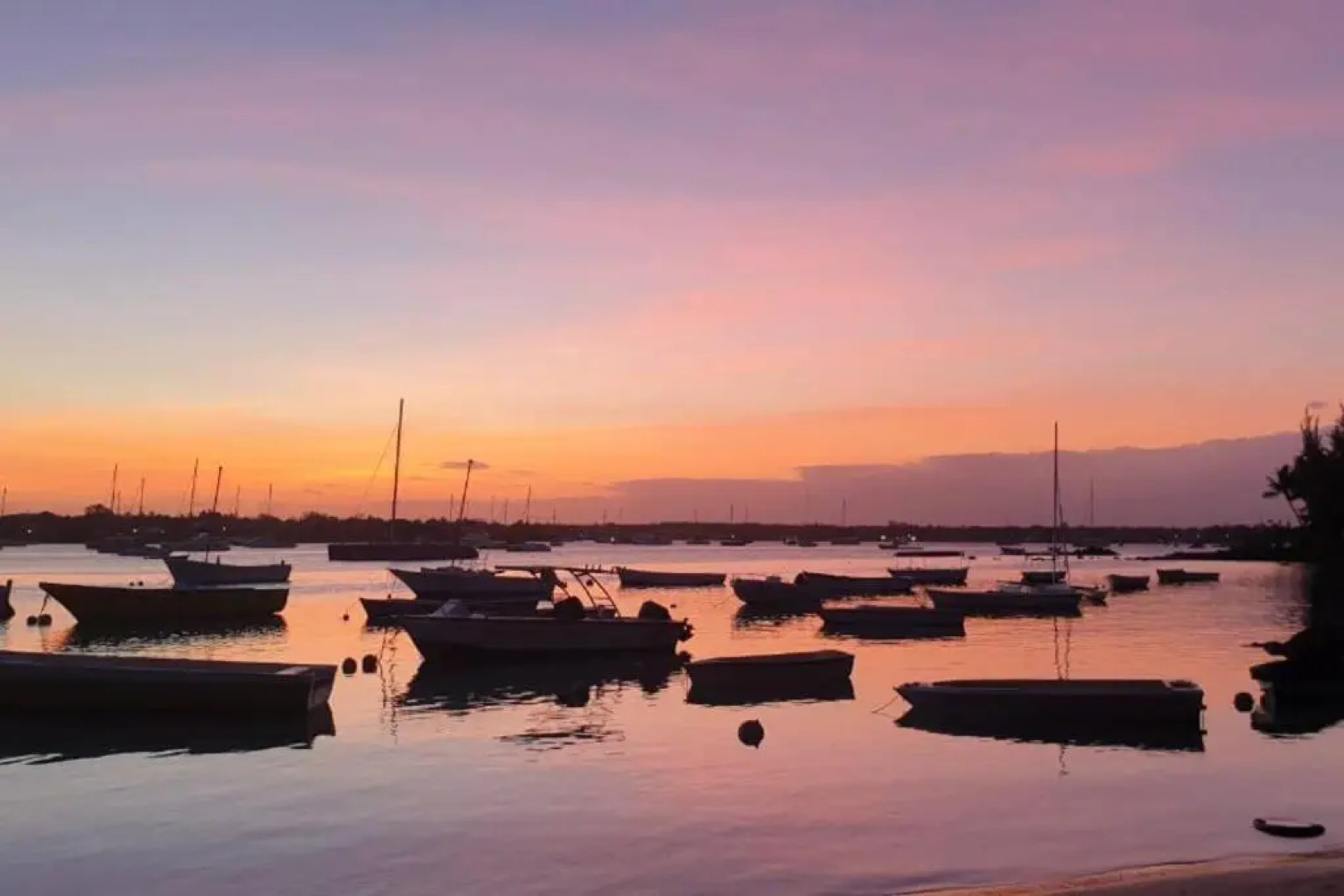 Brand new, stunning 3 bedroom apartment close to the beach!