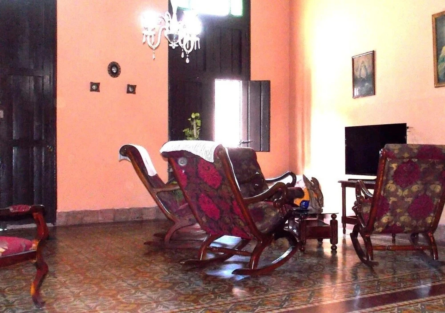 Casa Colonial Mirta y Candido CAMAGUEY