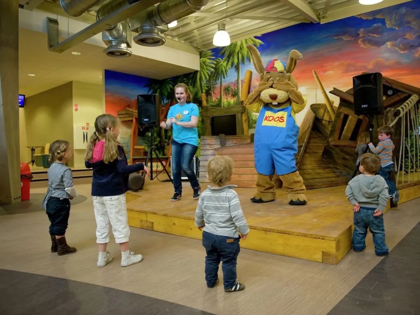 Semi-detached Villa With Terrace Heater, 400m From the Beach