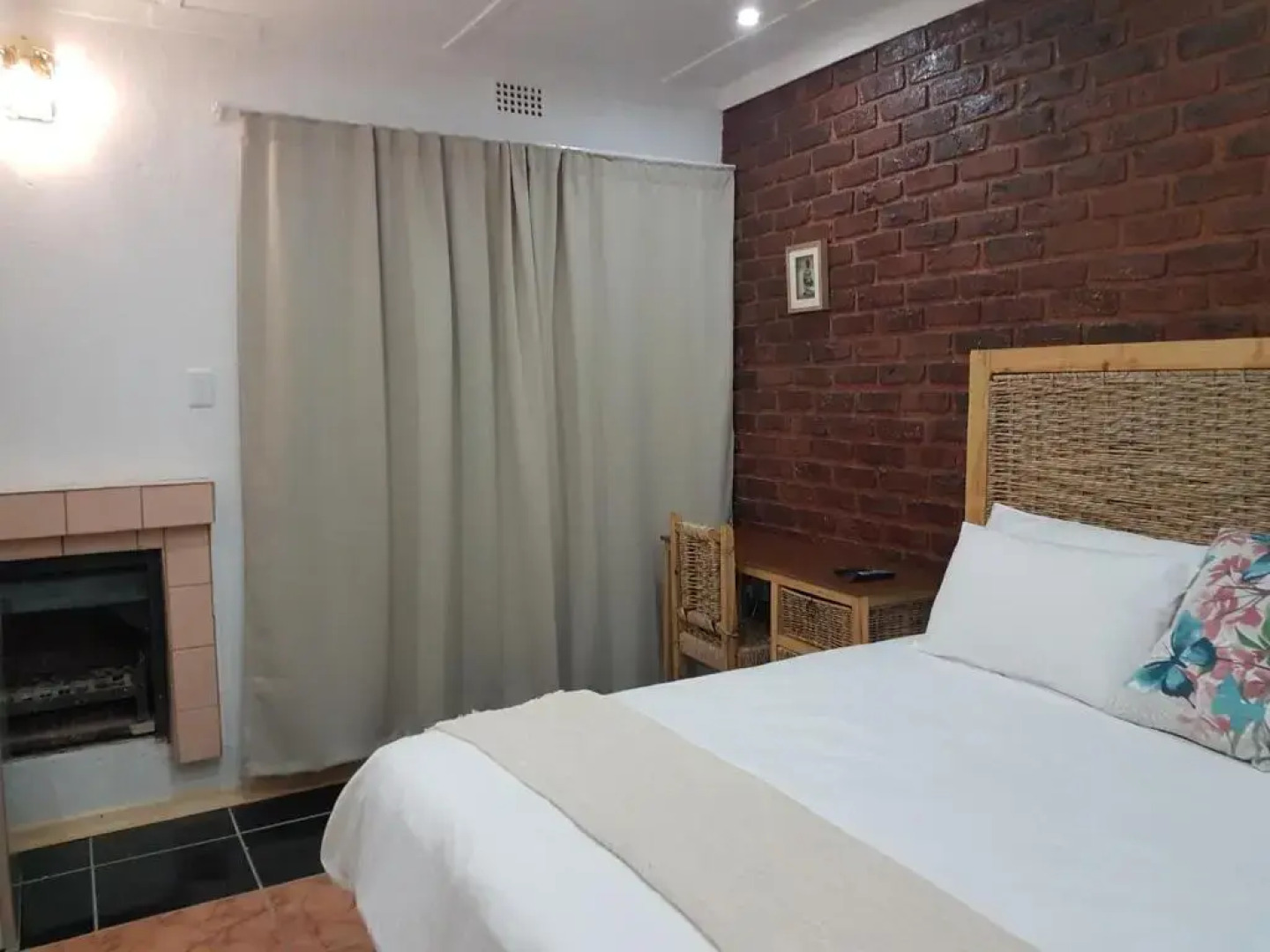 Aliwal Villa Guest Lodge