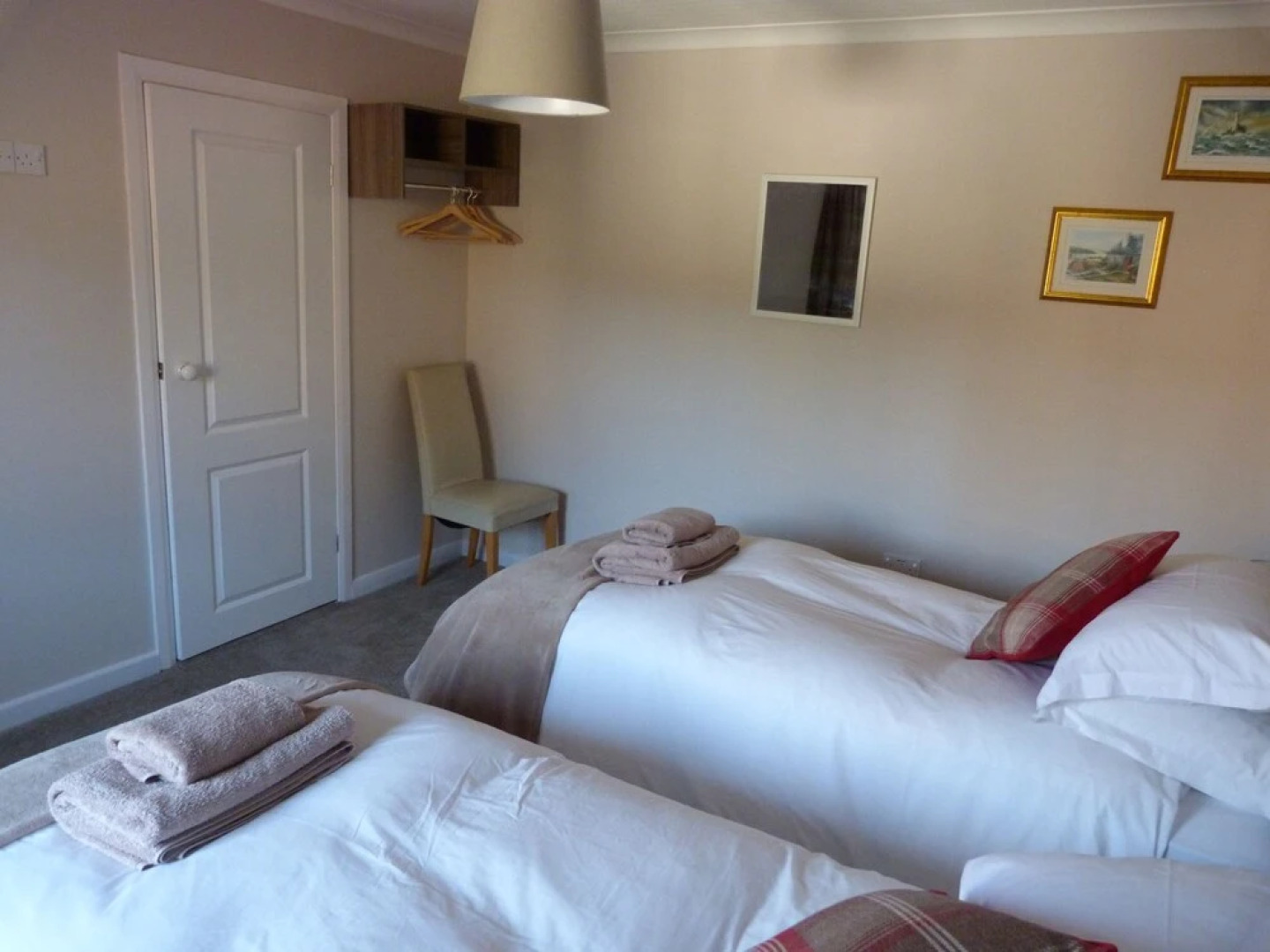 Castleneuk Guest House