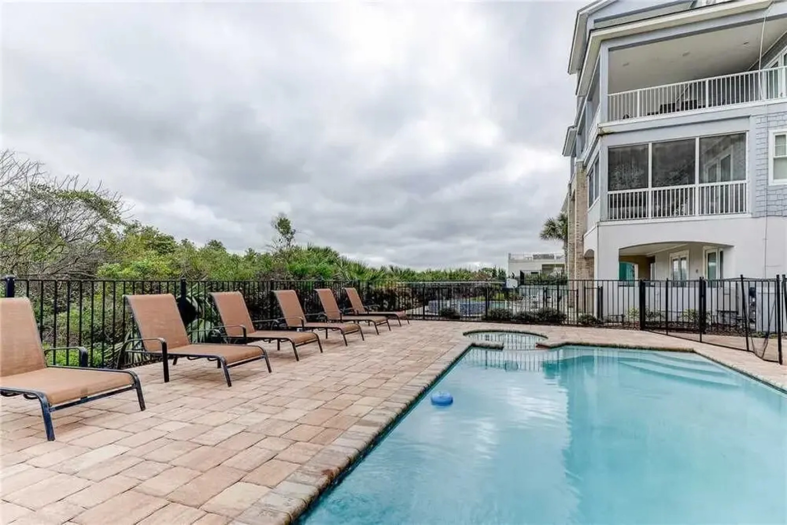 Tiki Tides by Vacation Rental Pros