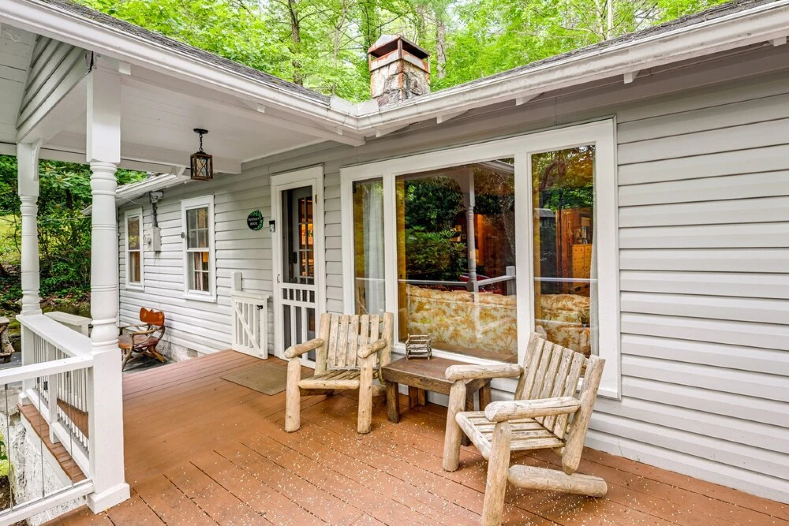 Highlands Vacation Rental - Walk to Mirror Lake!