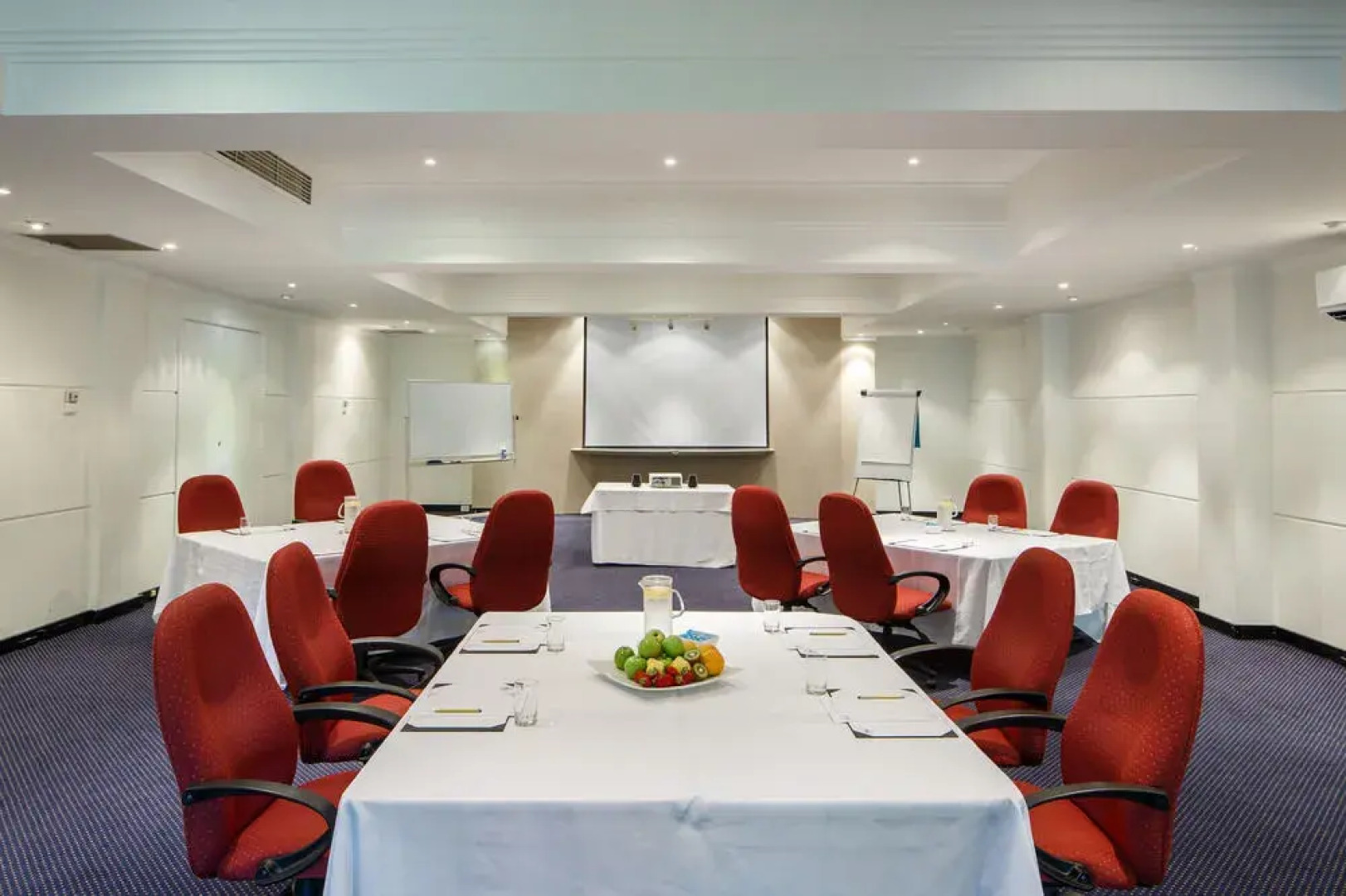 Metro Mirage Hotel Newport