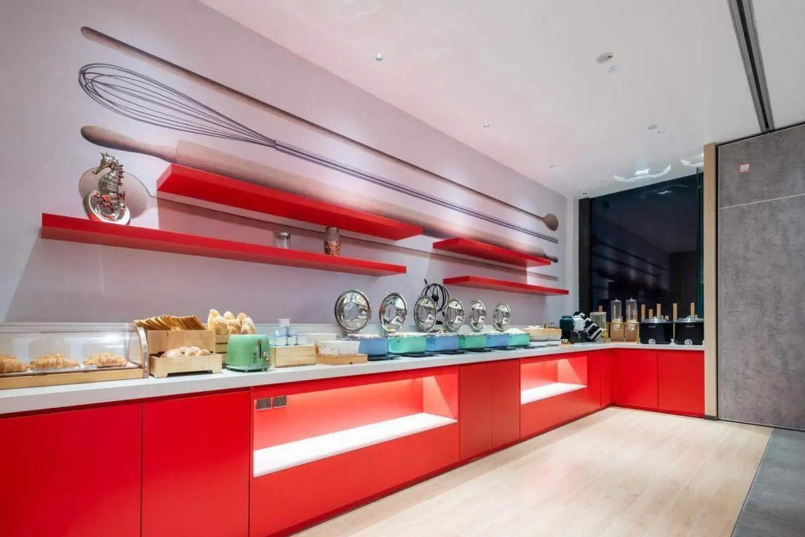 Ibis Hotel (Xianyang Qidi Science and Technology Park Baimahe Metro Station)