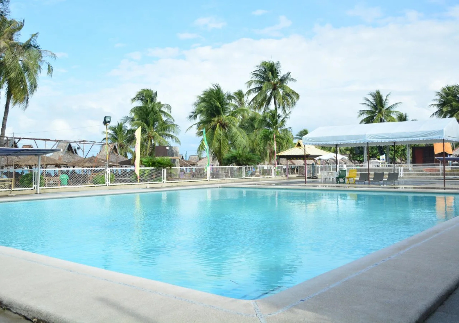 London Beach Resort and Hotel