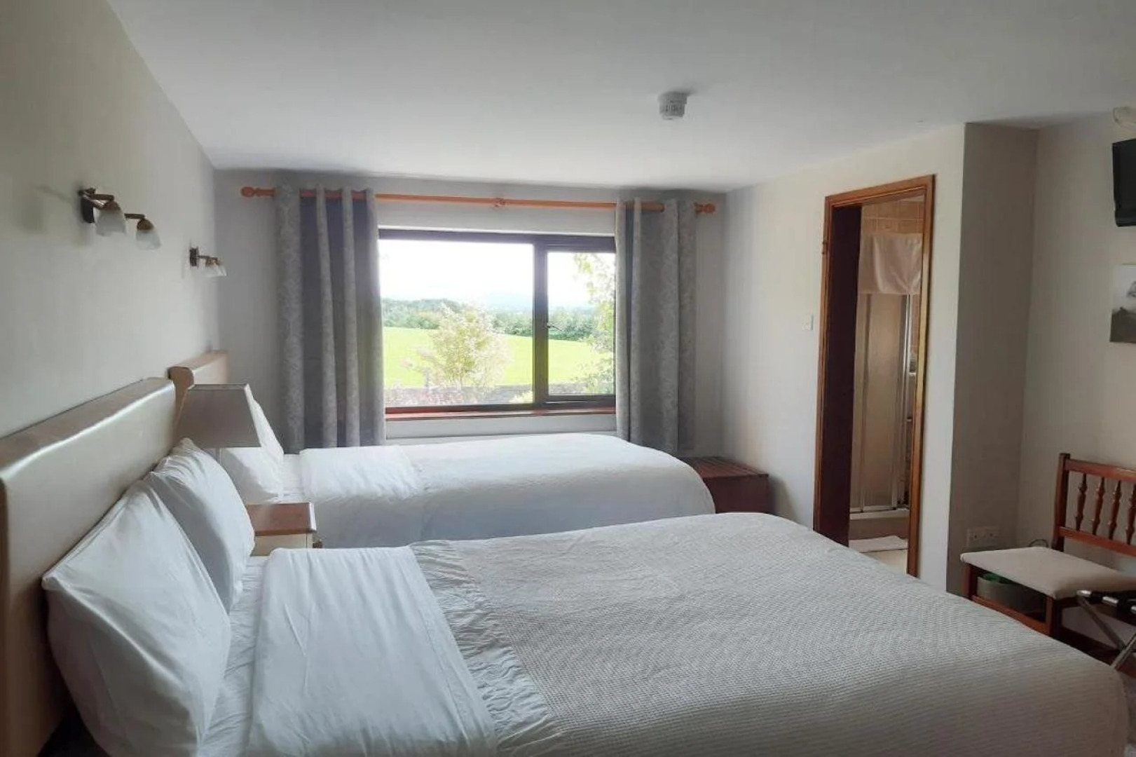 Inveraray Farmhouse B&B