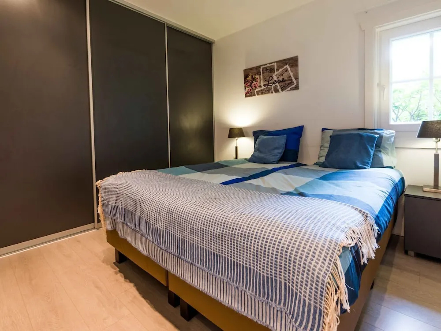 Comfy Chalet in a Holiday Park Near De Veluwe