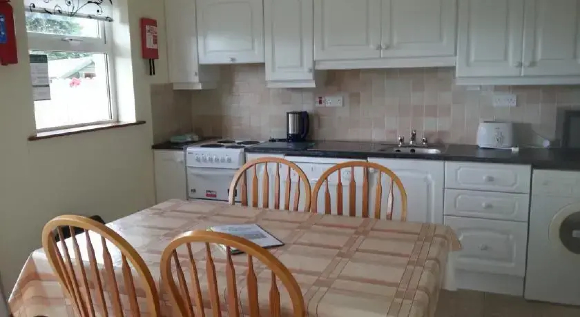 Bunhovil - 2 Bedroom Bungalow