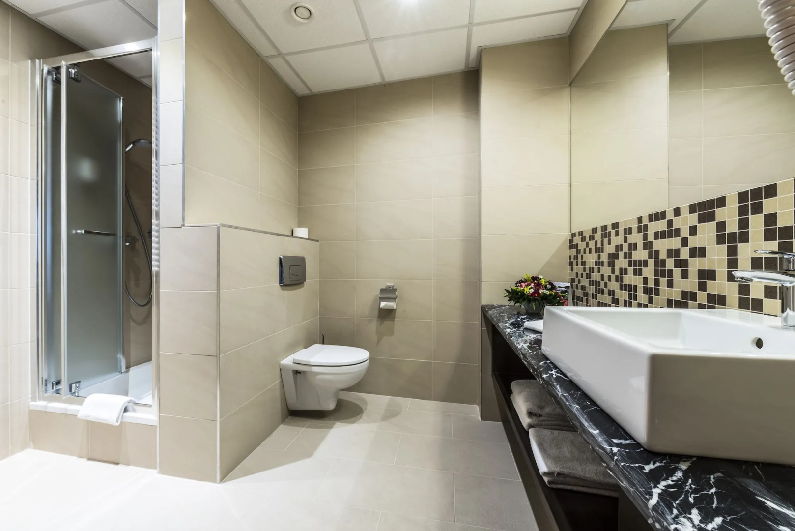 Hotel Victor Pruszków DeSilva