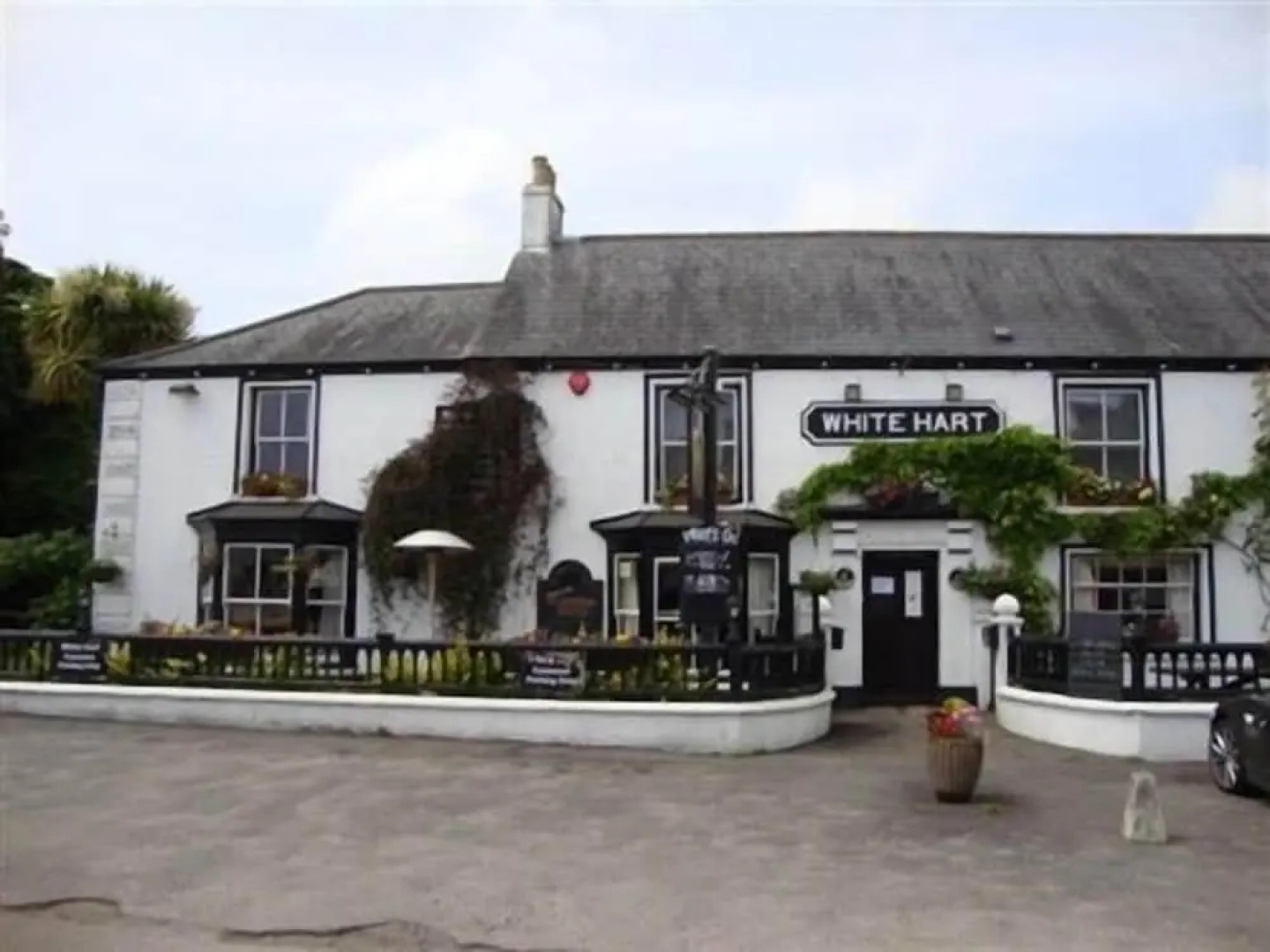 The White Hart