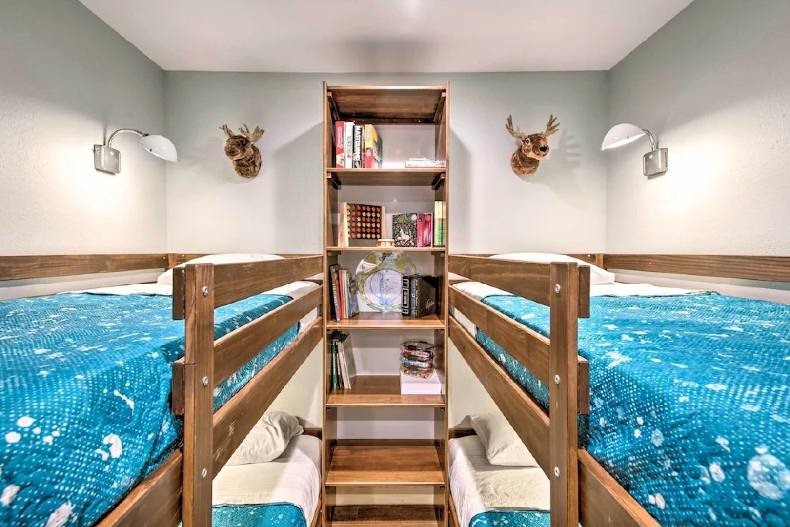 Solitude Mountain Slopeside Ski Condo w/ Hot Tub!