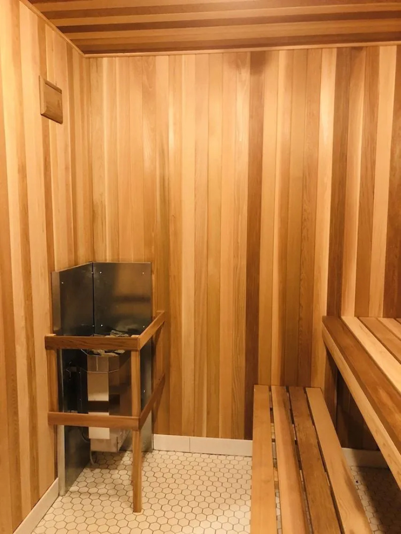 Red Pine Inn & Conference Centre