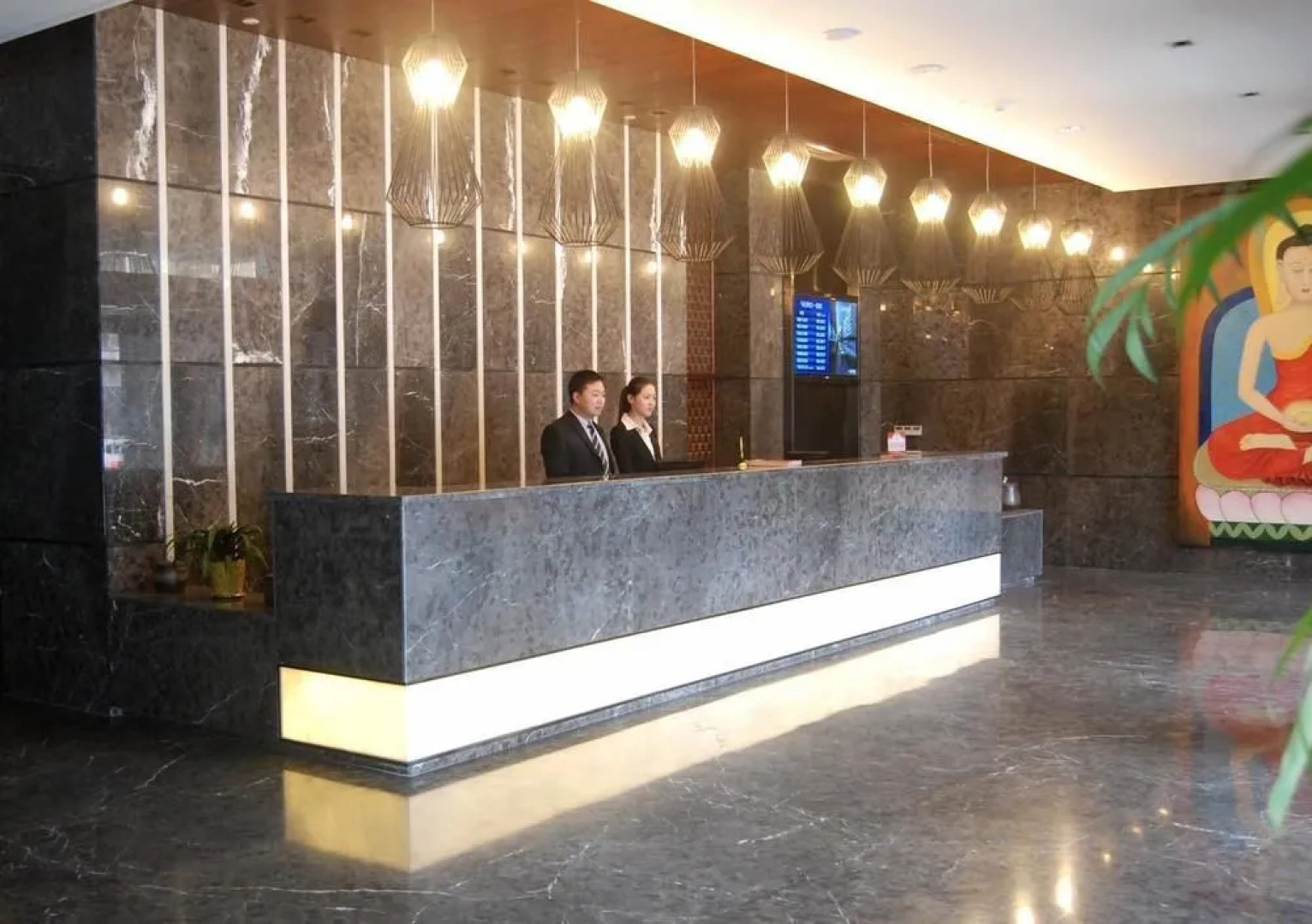 Yancheng Youth Club and Reading Hotel