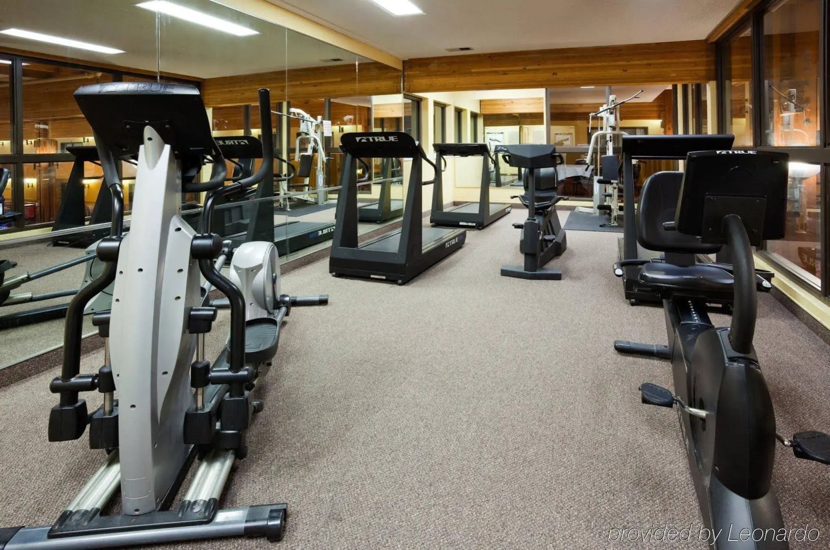 Holiday Inn & Suites St. Cloud by IHG