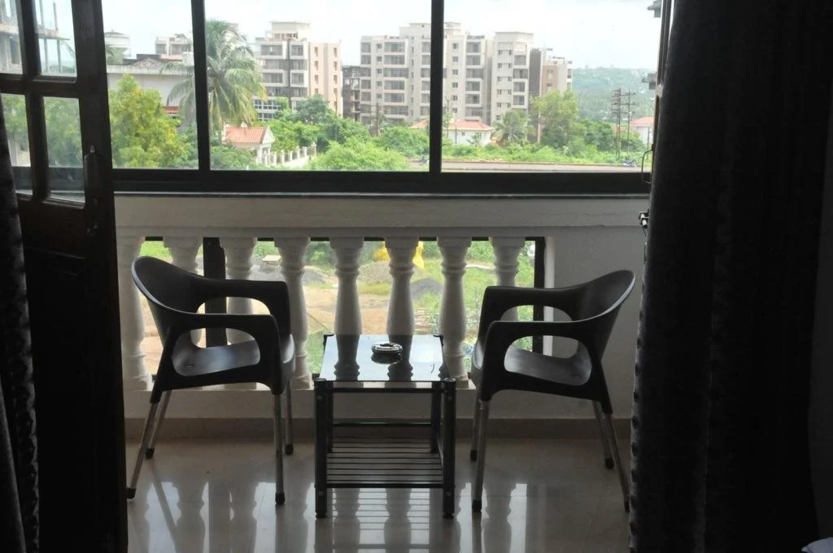 OYO 35596 Hotel Amar