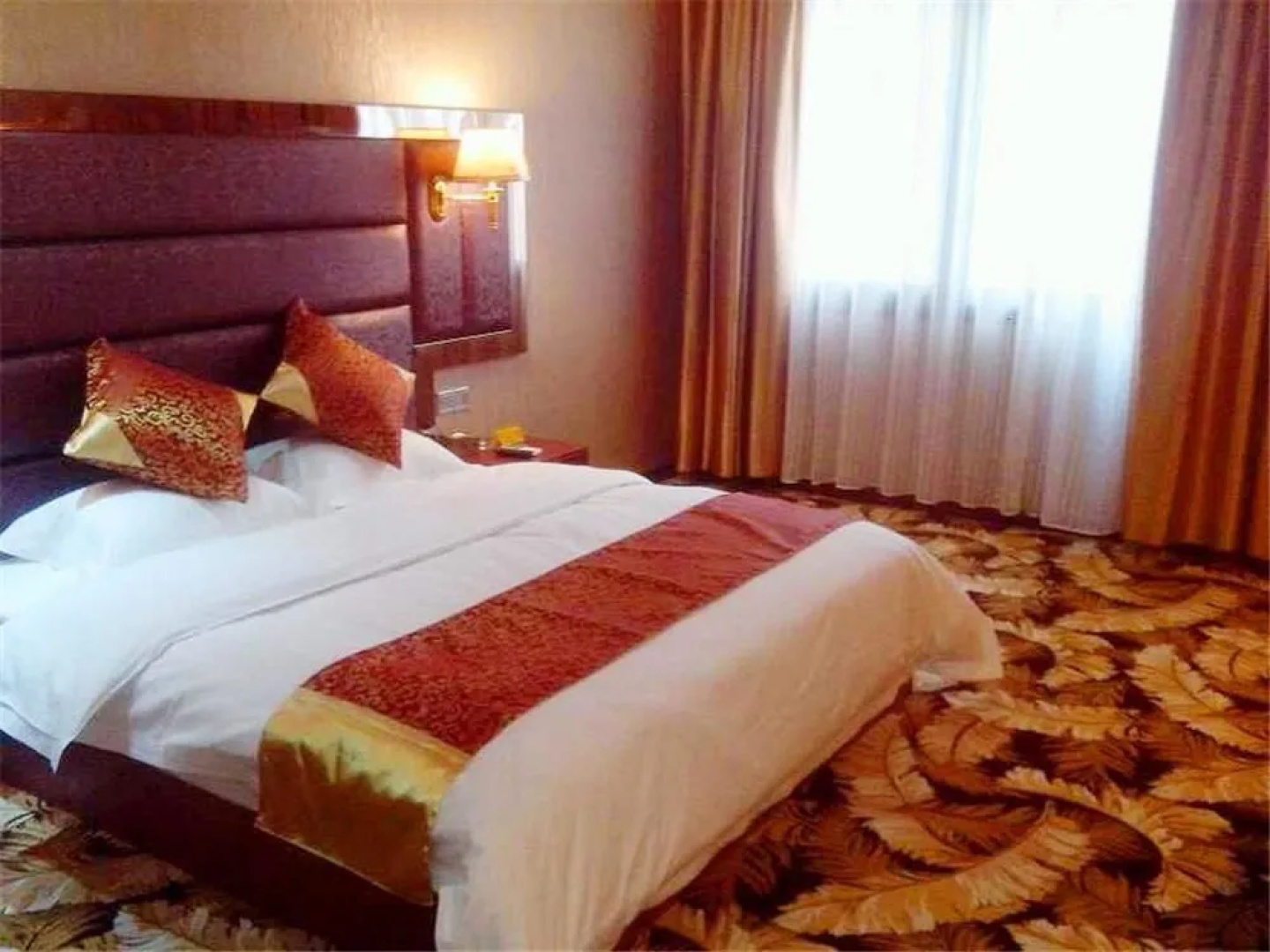 Renhe Hotel