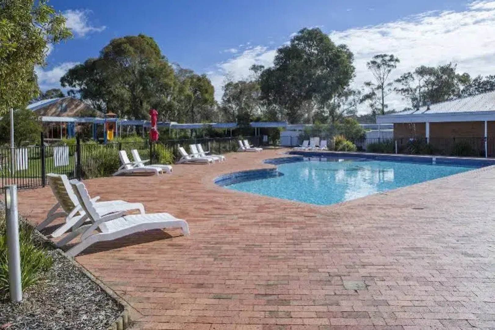 ibis Styles Canberra Eaglehawk Hotel