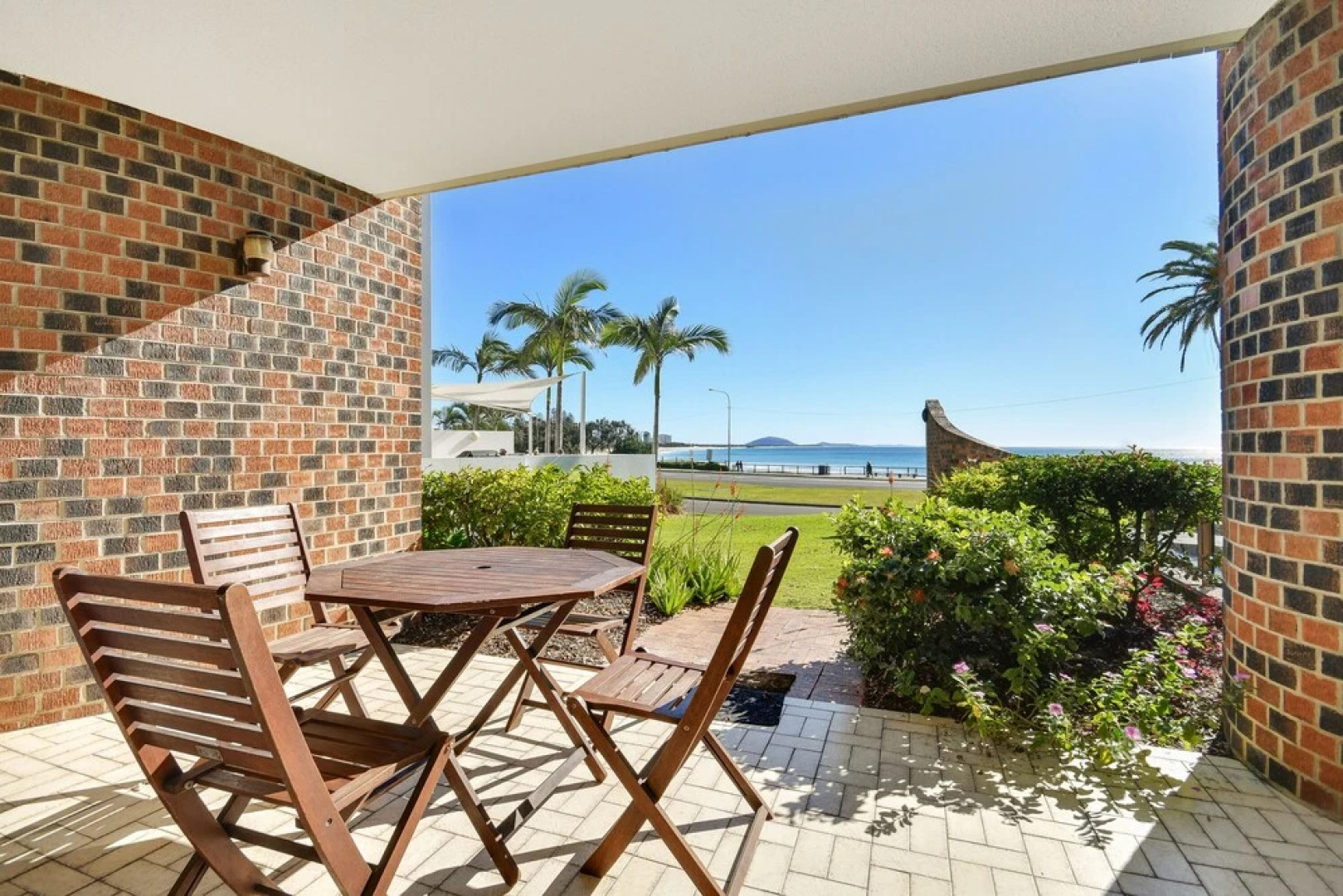 Shandelle Apartments