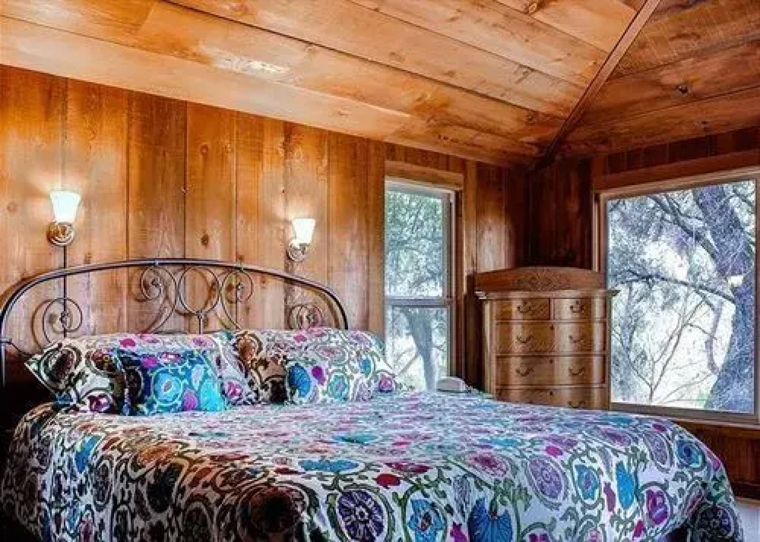 Casa PinoStella 2 Br Home by RedAwning