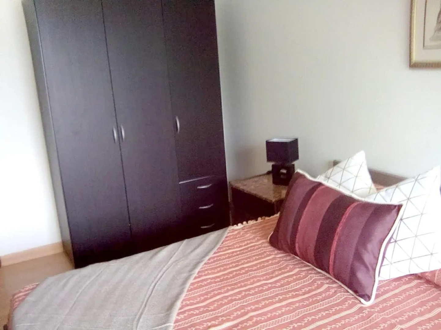 House With 2 Bedrooms in Charneca de Caparica, With Private Pool, Encl