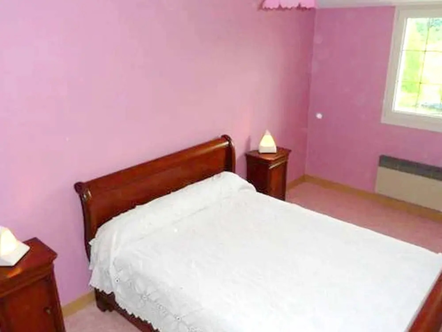 House With 2 Bedrooms in Saint-laurent-la-roche, With Enclosed Garden