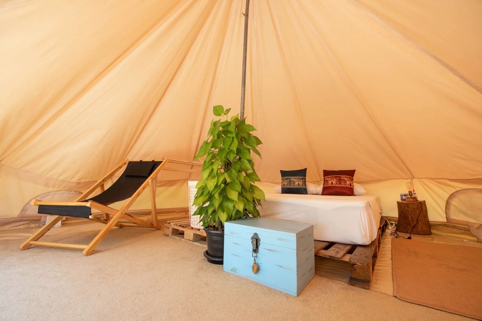 Roost Glamping