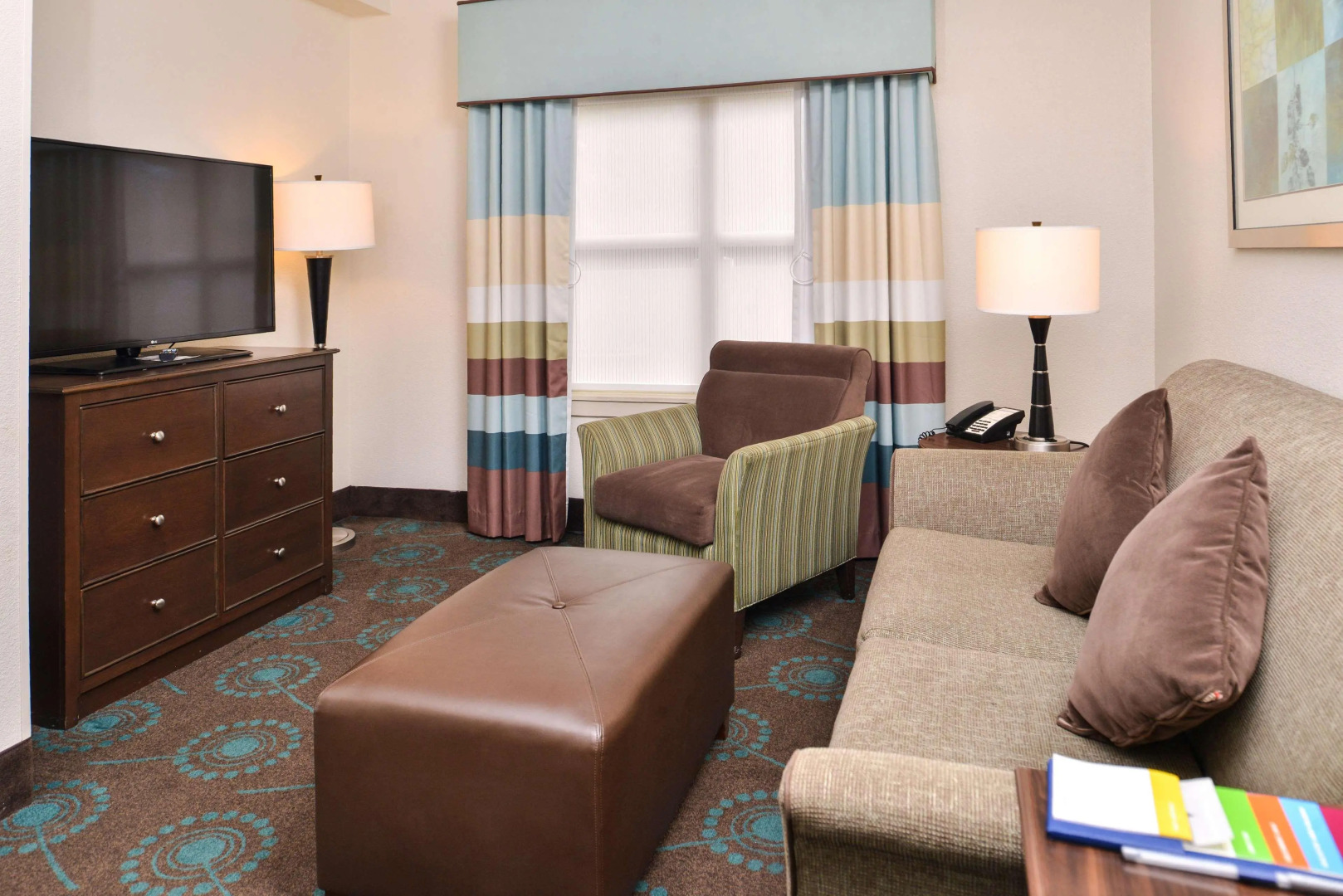Hampton Inn & Suites Newport News (Oyster Point)