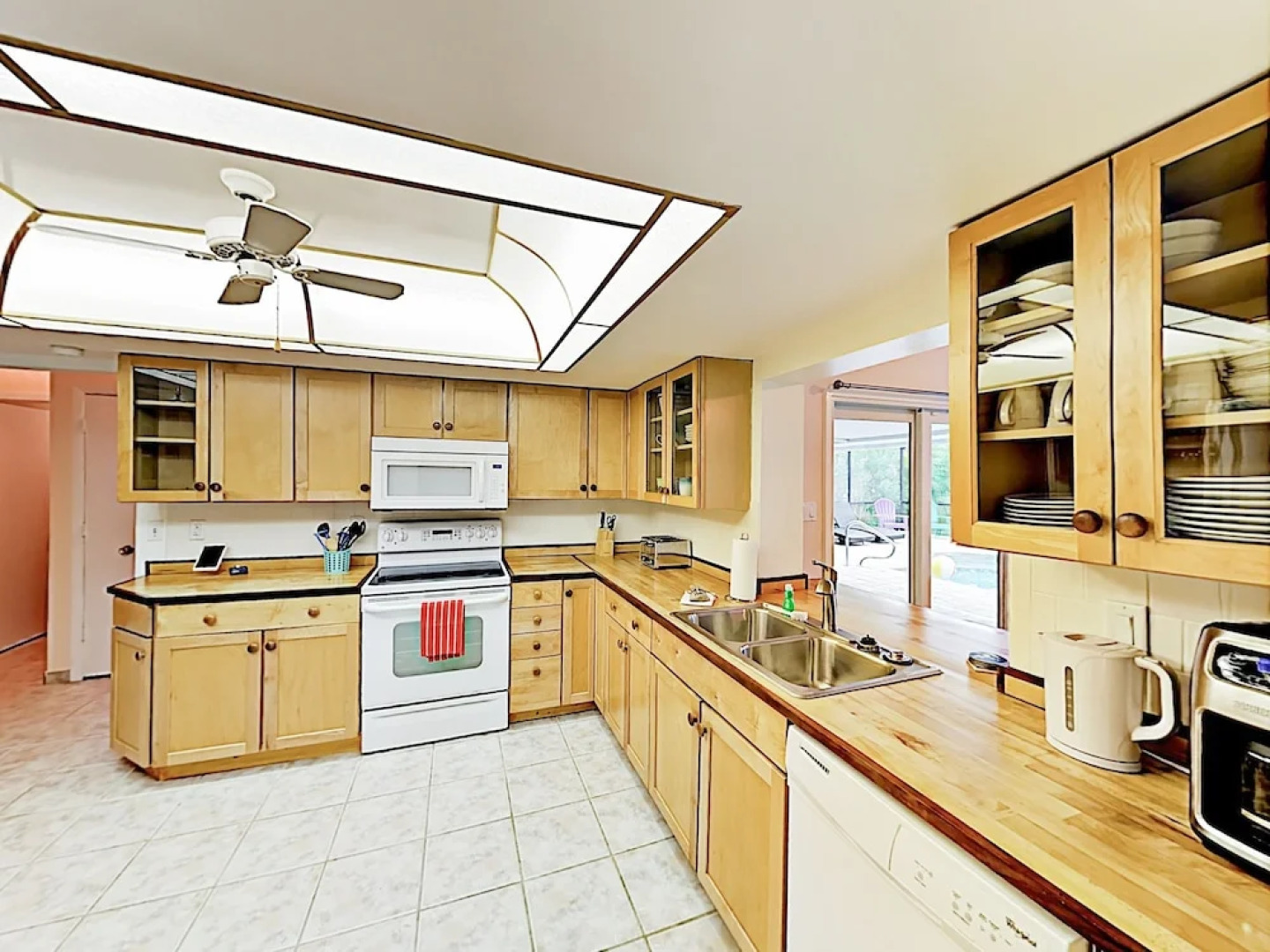 5019 Pelican Blvd Home