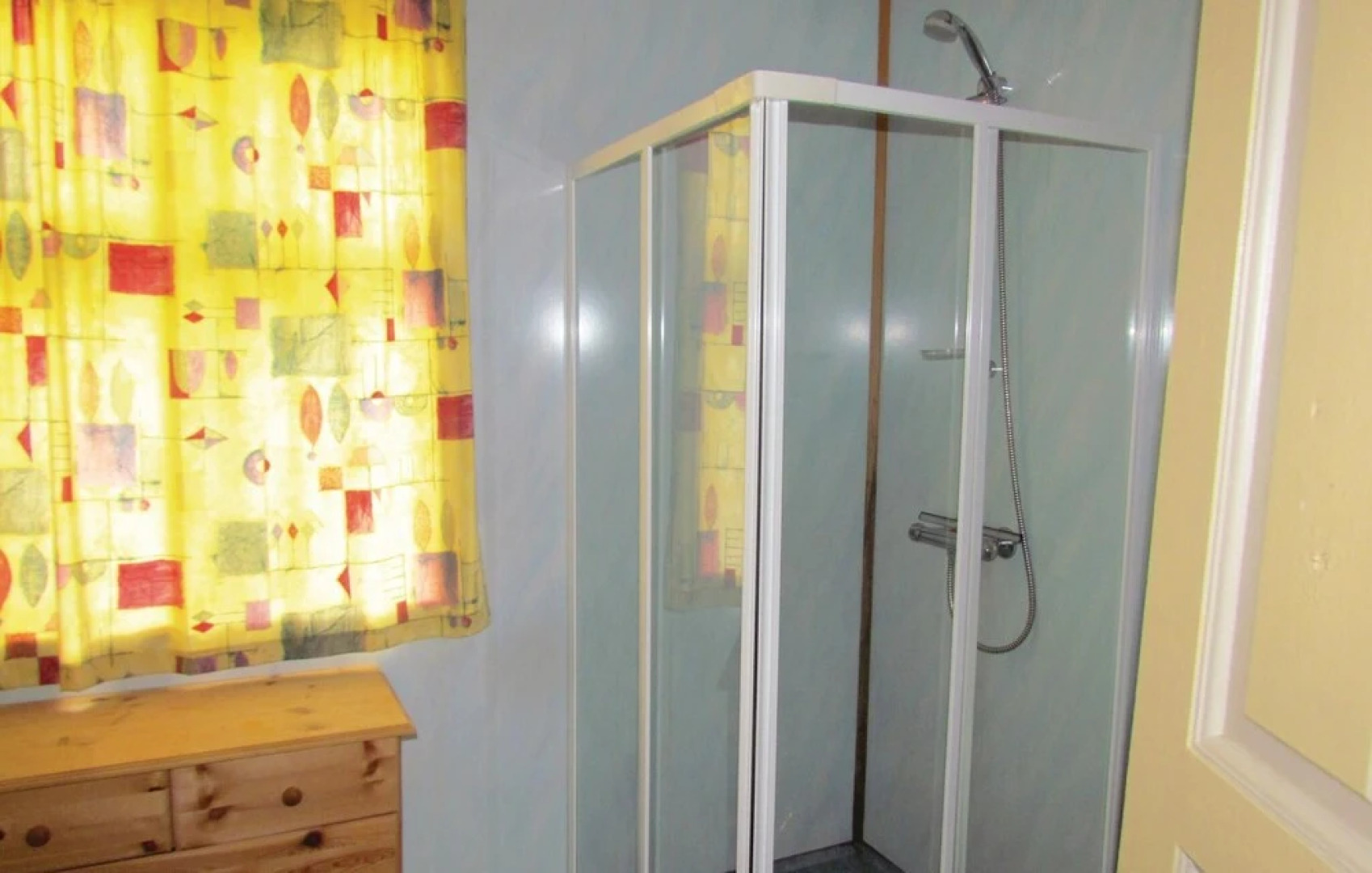 Beautiful Home in Bjoa With 4 Bedrooms