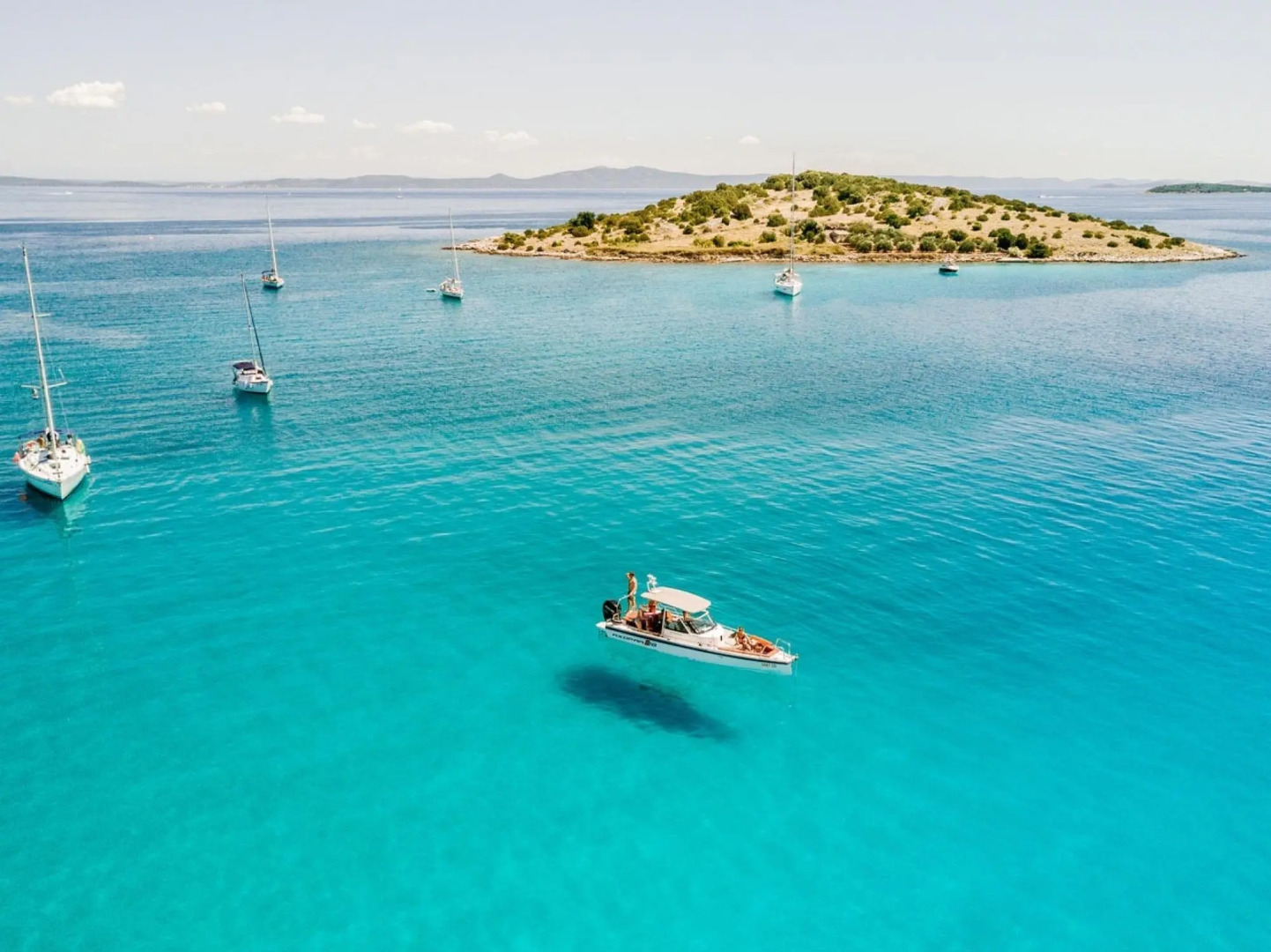 Nata - free parking - A1(4+2)