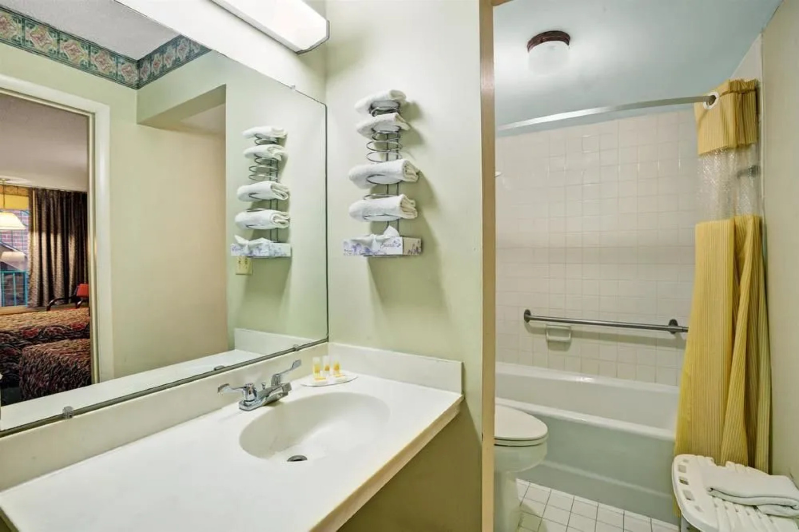 Days Inn Jellico - Tennessee State Line