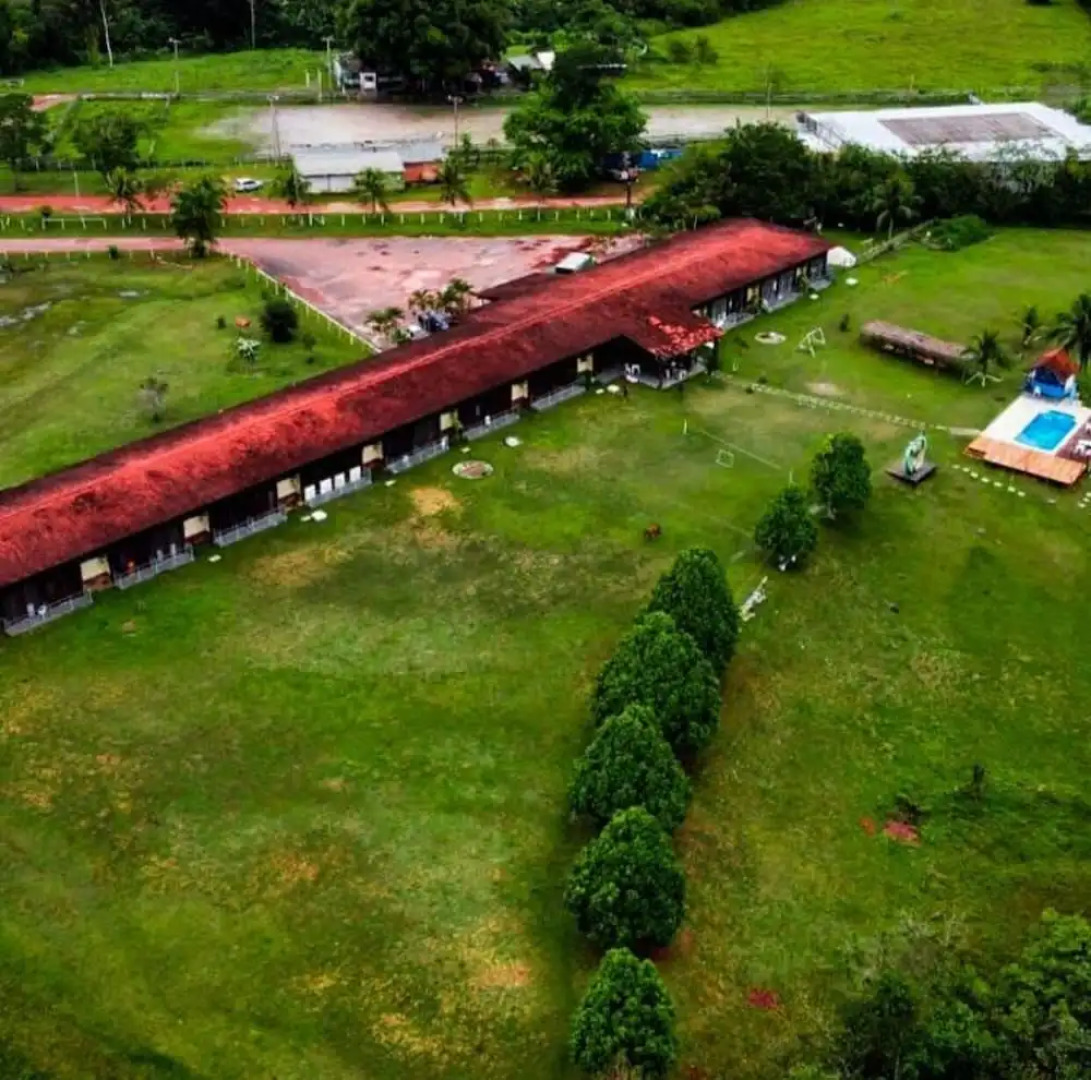 Parque Hotel Corredeira Do Urubui