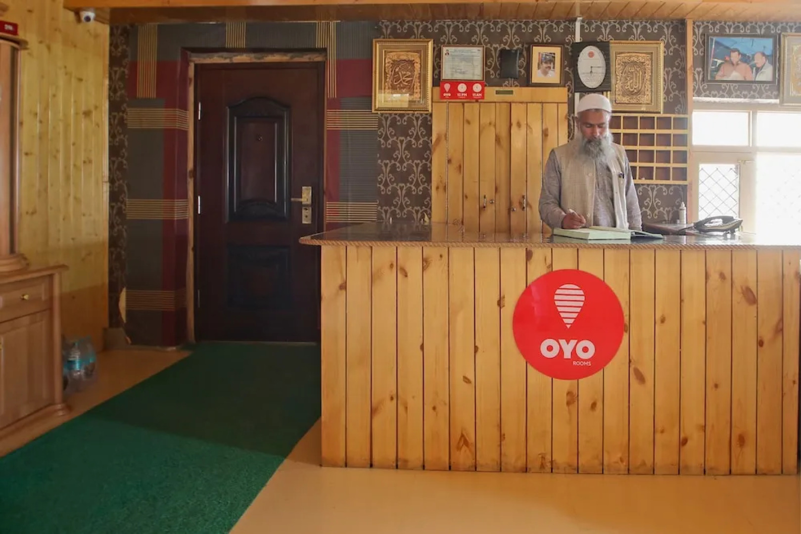 OYO 6032 Hotel Marina