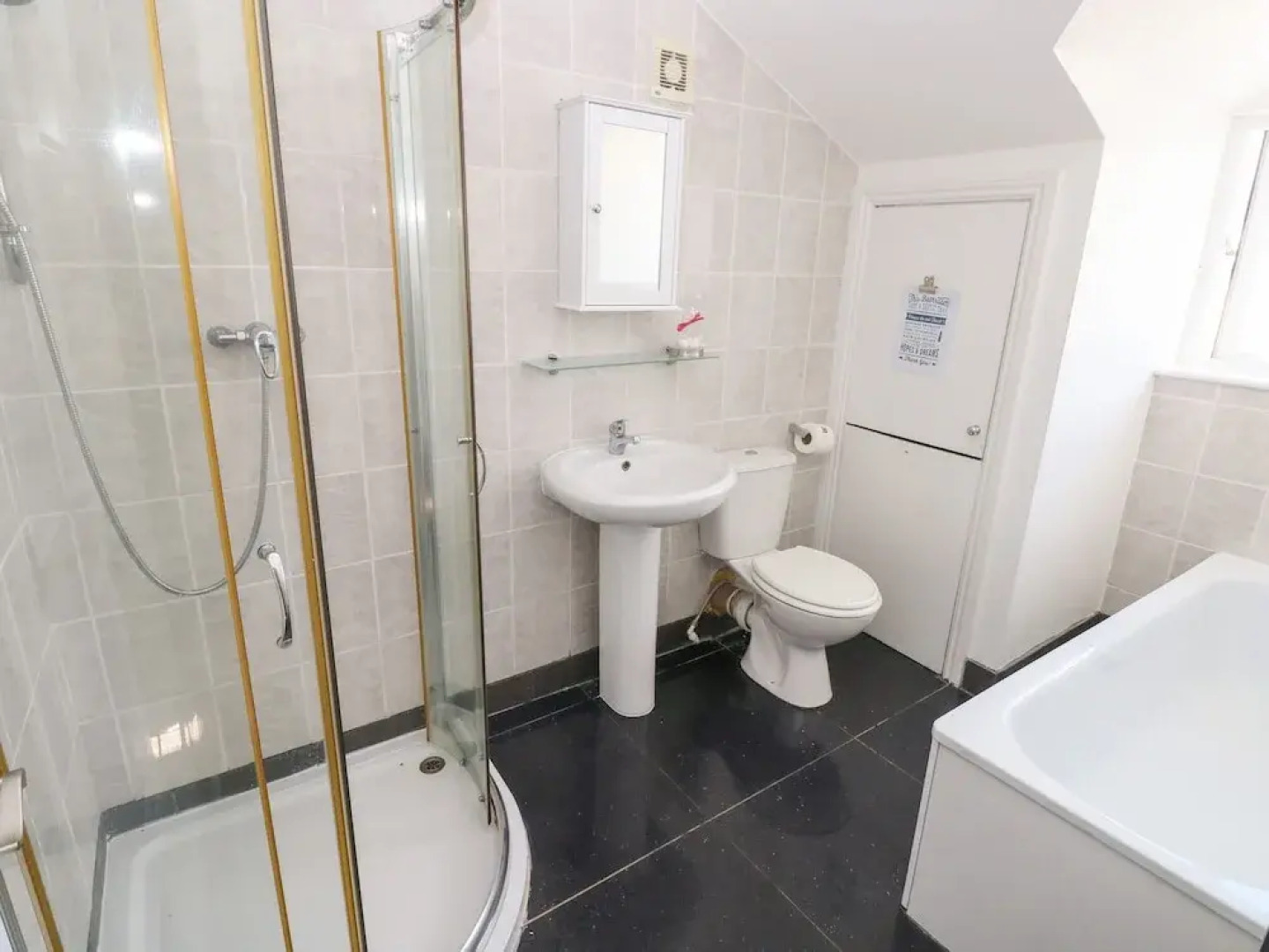 Saddlers Cottage, Berllandeg Farm