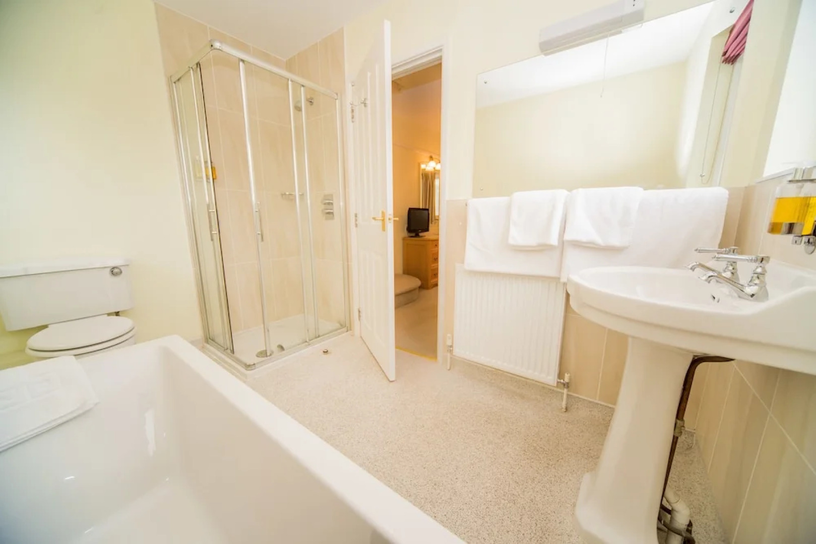 Swallows Eaves Hotel