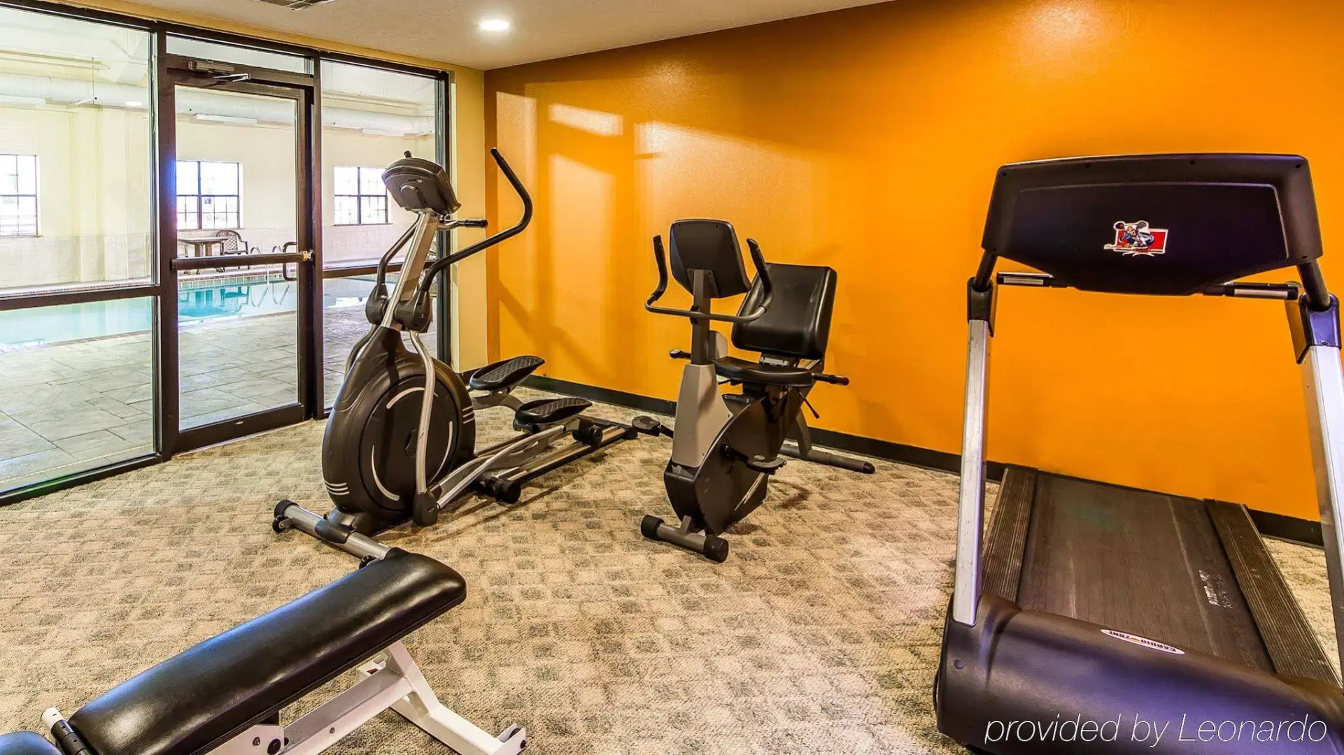 Comfort Inn & Suites